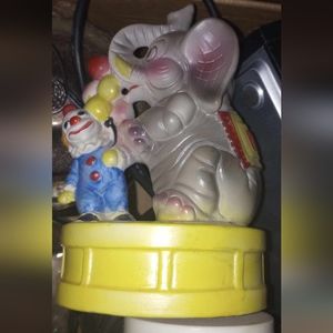 Aldon 1980 Clown Balloons Elephant Circus Rotating Music Box